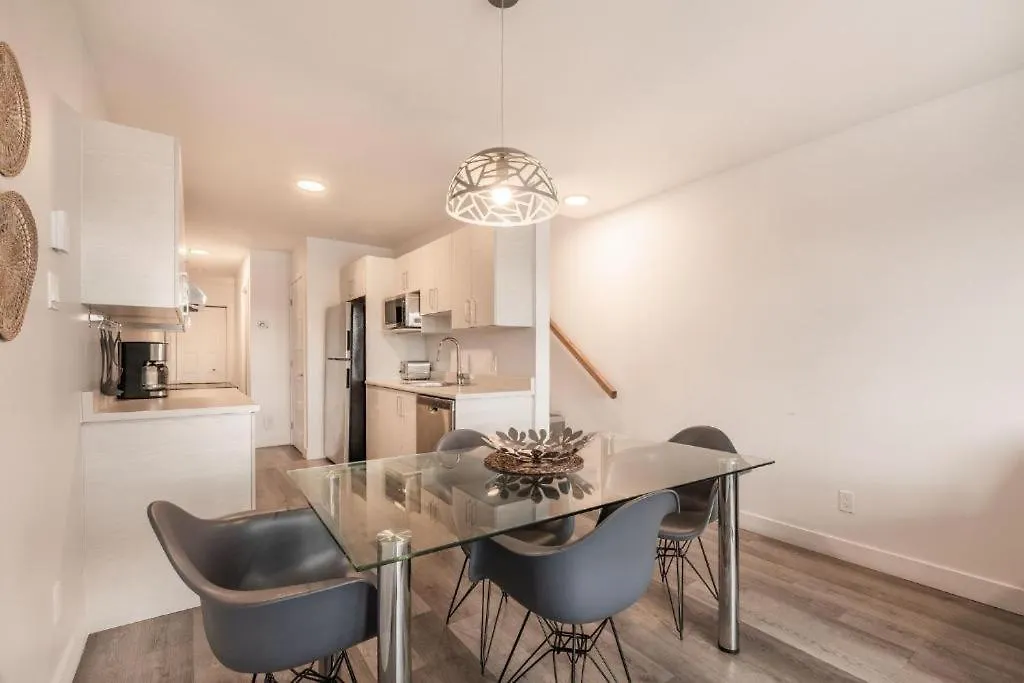 Apartment Two-Story With 2 Bedrooms 19-07 Montreal